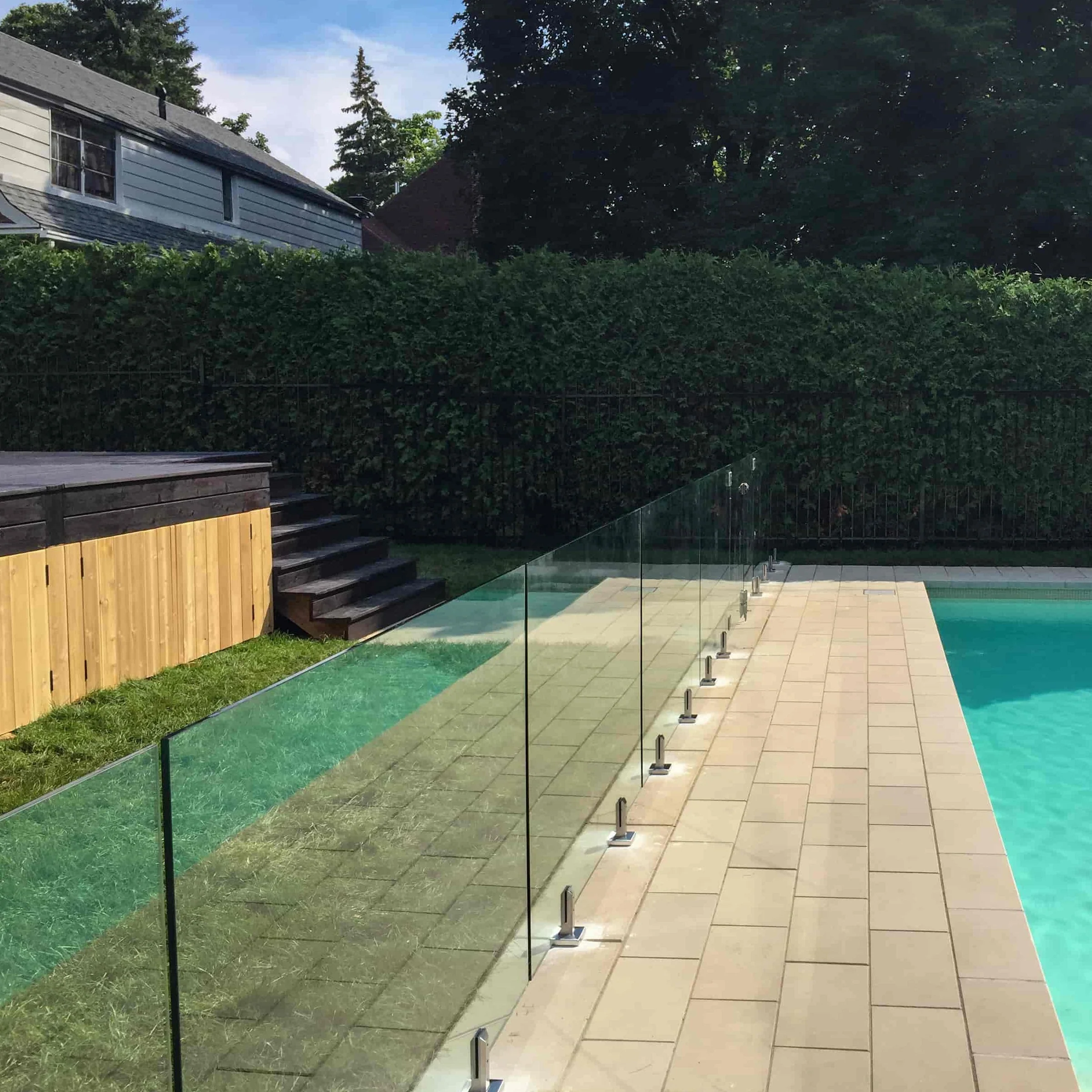 Exterior Glass Railing - Clear Distinction